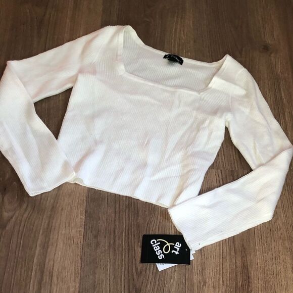 📳 Art Class | White Ribbed Long Sleeve Top - Picture 2 of 5